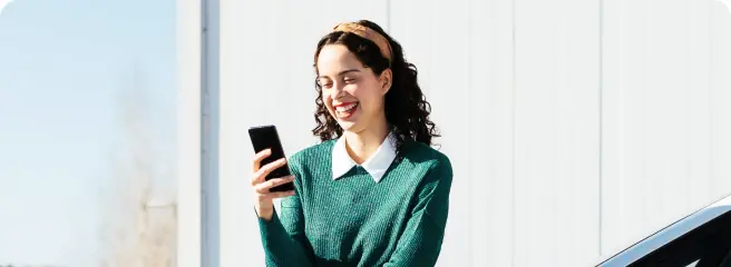 Female checking her rate for an Upstart car refinance loan